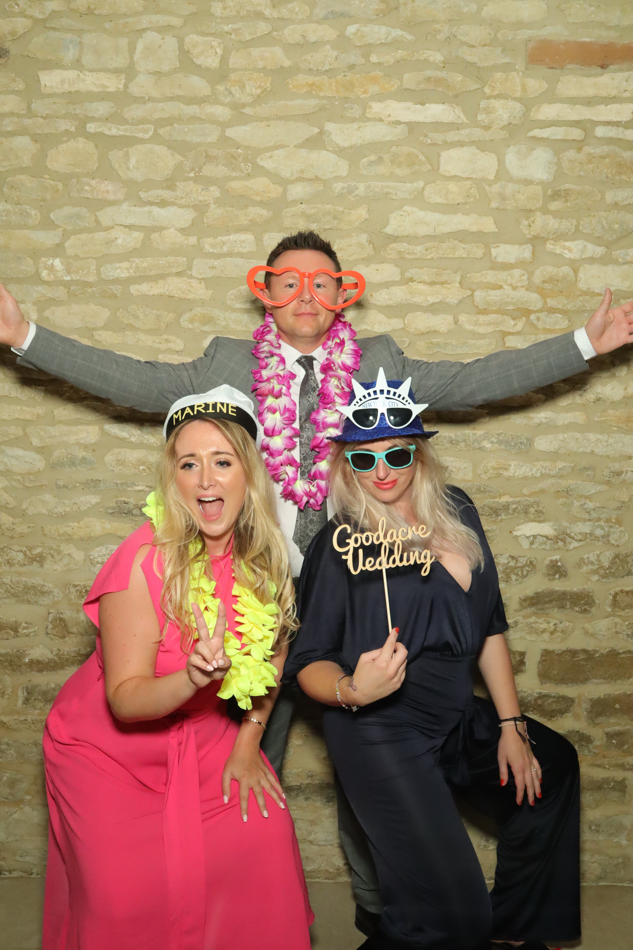 Natalie & Jack’s Wedding | View more photos from the event at gallery.myphotoboothexperience.co.uk/u/MyPhotoBoothExperienceLtd/Natalie-Jack’s-Wedding